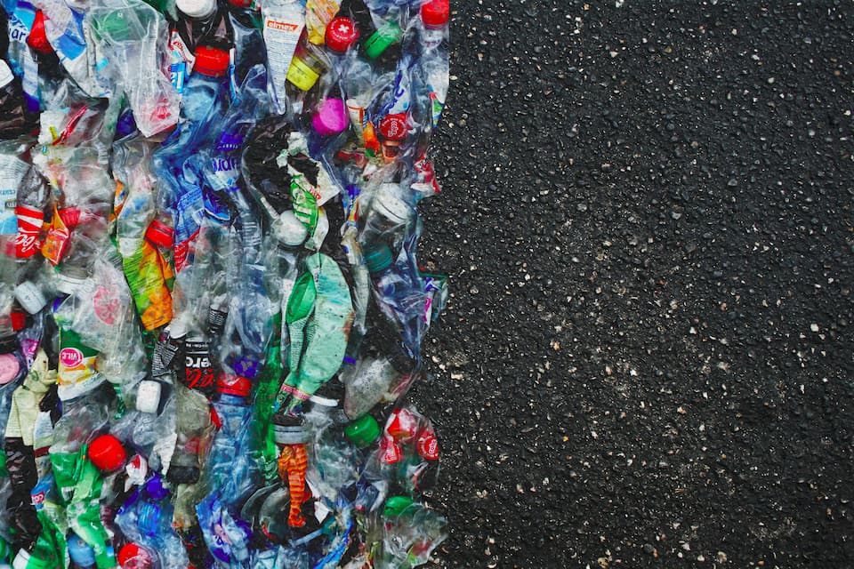 Pabrik Daur Ulang Plastik Berhasil Ubah Plastik PET, PE, Dan PP Jadi Aspal