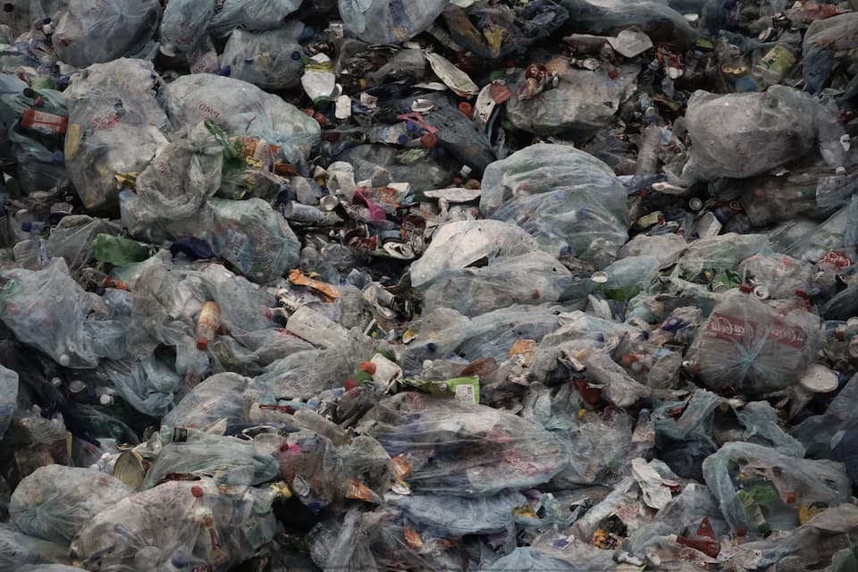 Kantong Plastik Sekali Pakai Sangat Dilarang Penggunaannya