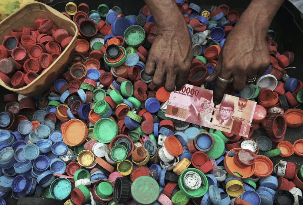 3 Macam Bisnis Daur Ulang Sampah Ini Mampu Mendatangkan Cuan yang Menjanjikan