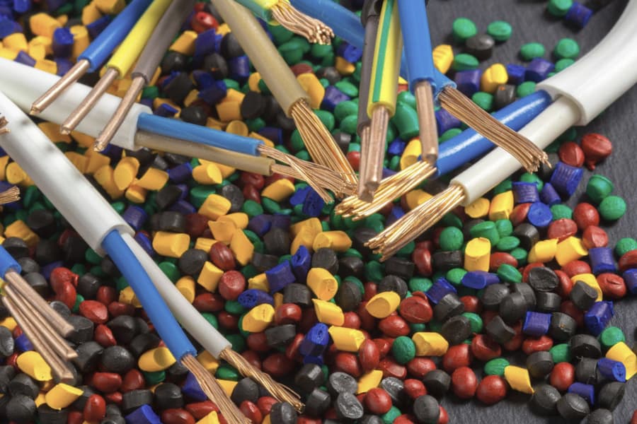 Apa Bedanya Polimer Dengan Plastik